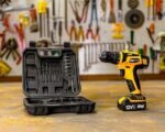 WAP Parafusadeira e Furadeira à Bateria 12V BPF-12K3, Kit de 13 Acessórios e Maleta, Empunhadura Emborrachada, Bivolt - Imagem 3
